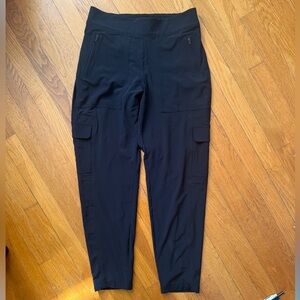Athleta Chelsea Cargo Lined Pant size 6 631619-00
